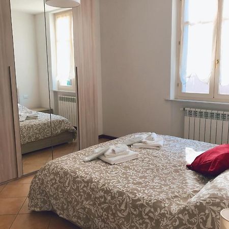 "Coccole Nel Borgo" 2Min To Outlet Apartment With Terrace Serravalle Scrivia Exteriör bild
