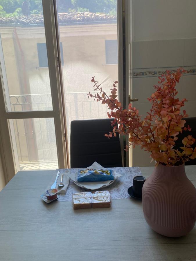 "Coccole Nel Borgo" 2Min To Outlet Apartment With Terrace Serravalle Scrivia Exteriör bild